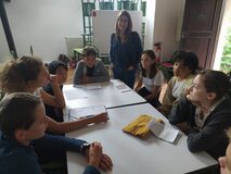 Galerie photo Tables des négociations interpays et élaboration de différentes propositions sur les thèmes: habitation, déforestation, énergies, réfugiés climatiques, alimentation, transports...